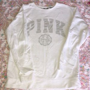 Women’s VS Pink crewneck sweatshirt